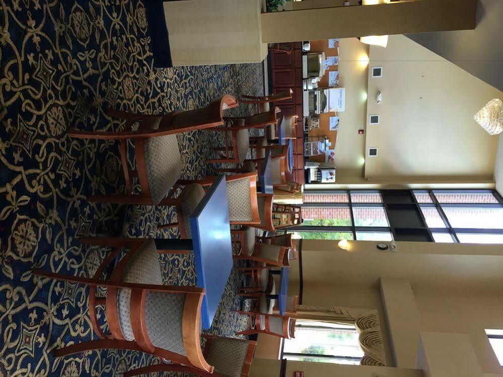 Holiday Inn Express Hotel & Suites Cleveland-Richfield By Ihg Brecksville Exterior foto